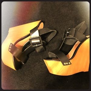 Brand new Steve Madden wedge